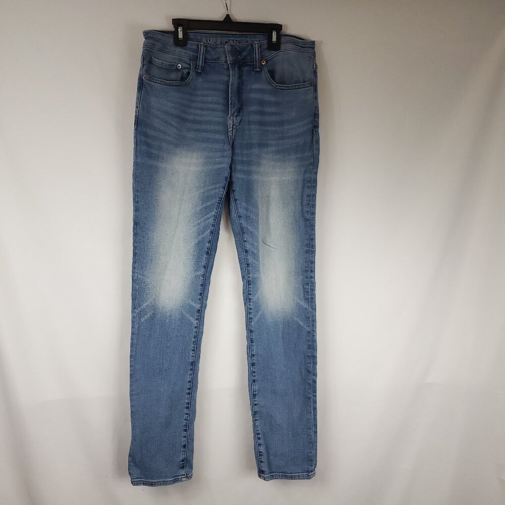 American Eagle Outfitters Slim Leg mens Light Blue Wash Denim Jeans Sz 32/34